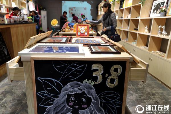 凯<莱>英:公布授出30万股限制性股票